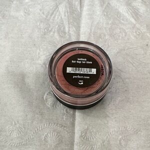 bareMinerals Perfect Rose blush